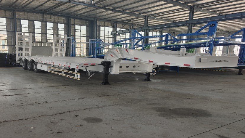 3 Axle Low Bed Trailer factory